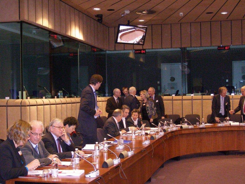 Leden Eerste Kamer op werkbezoek in Brussel