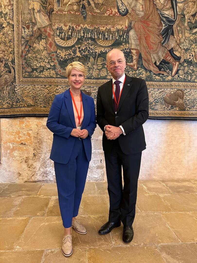 Eerste Kamervoorzitter Bruijn samen met de Voorzitter van de Duitse Bundesrat, Manuela Schwesig 