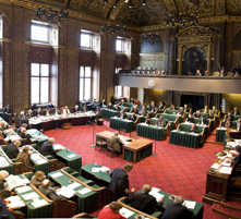 de Eerste Kamer in vergadering bijeen