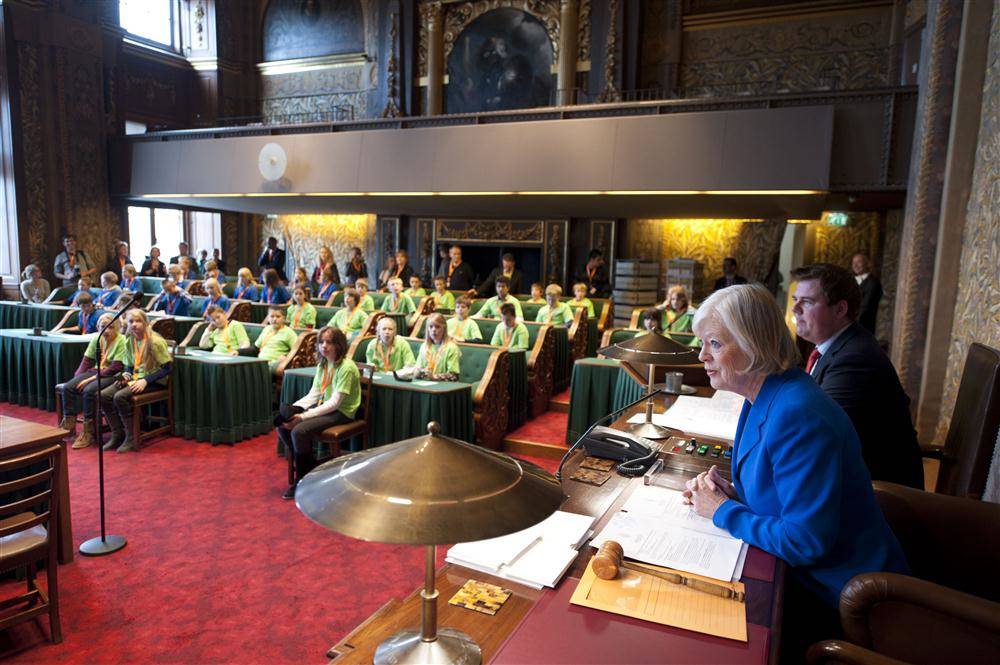 Debat in plenaire zaal Eerste Kamer