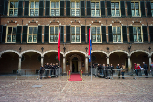 Entree Eerste Kamer met rode loper