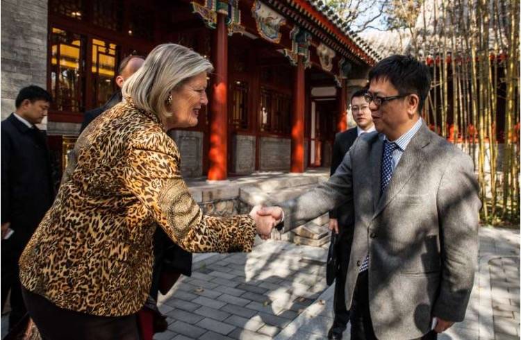 Ontmoeting met Peking University. Foto: Dong Yuehang