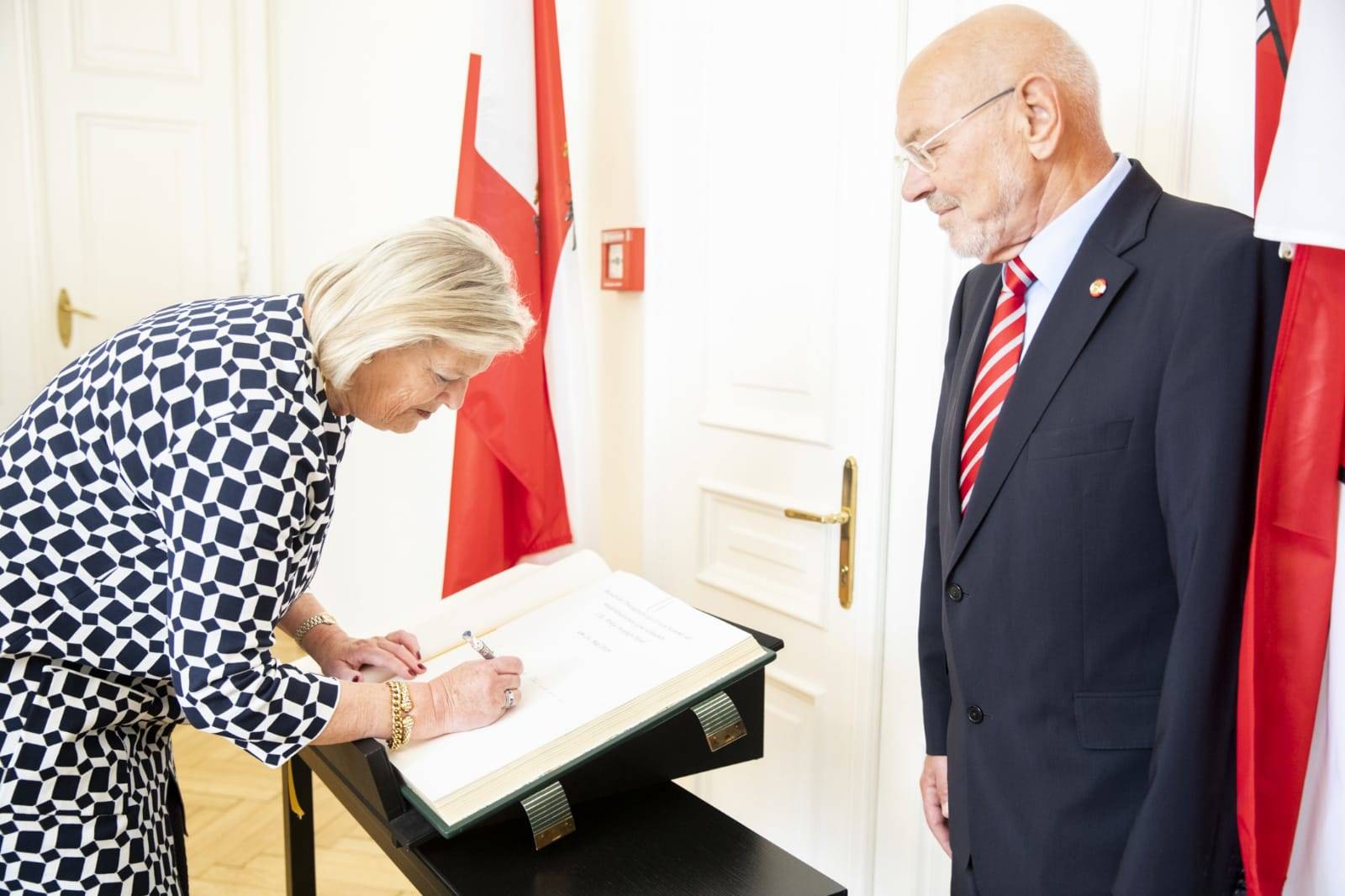 Voorzitter Eerste Kamer brengt officieel bezoek aan Oostenrijk