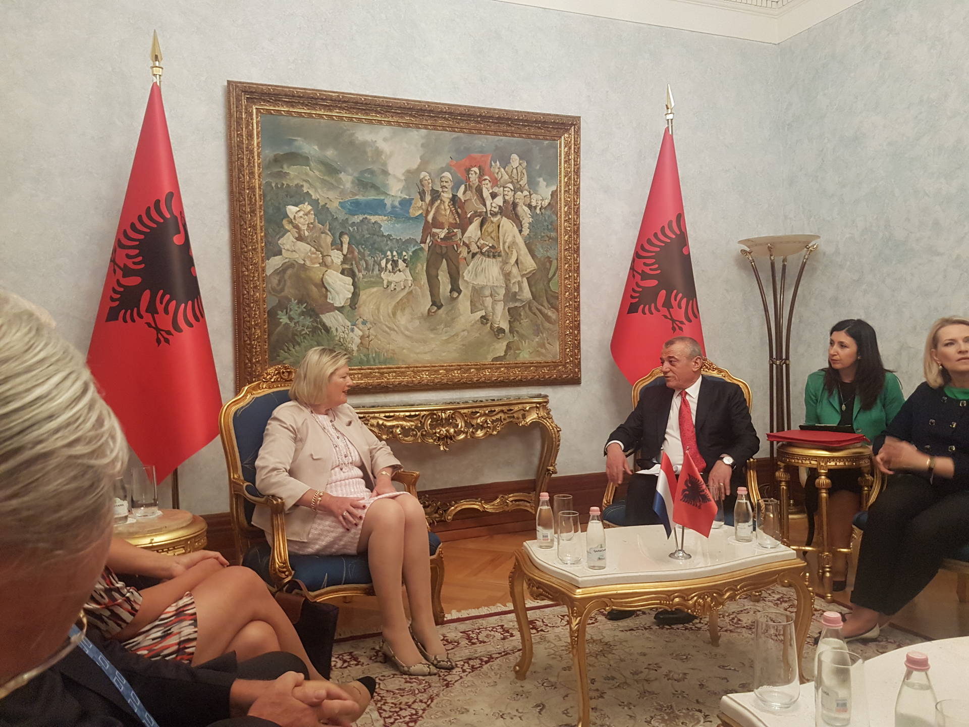 Voorzitter Eerste Kamer bezoekt Albanië
