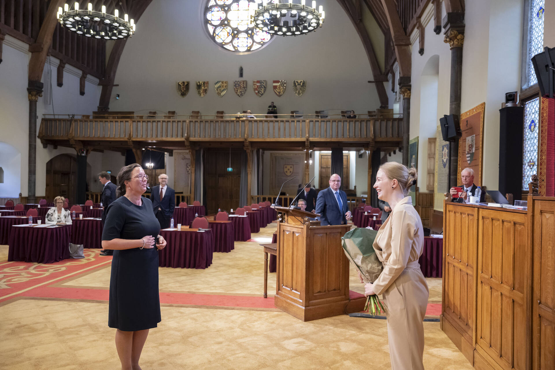 Felicitaties voor senator Pouw-Verweij (FVD) die tijdens het debat haar maidenspeech hield