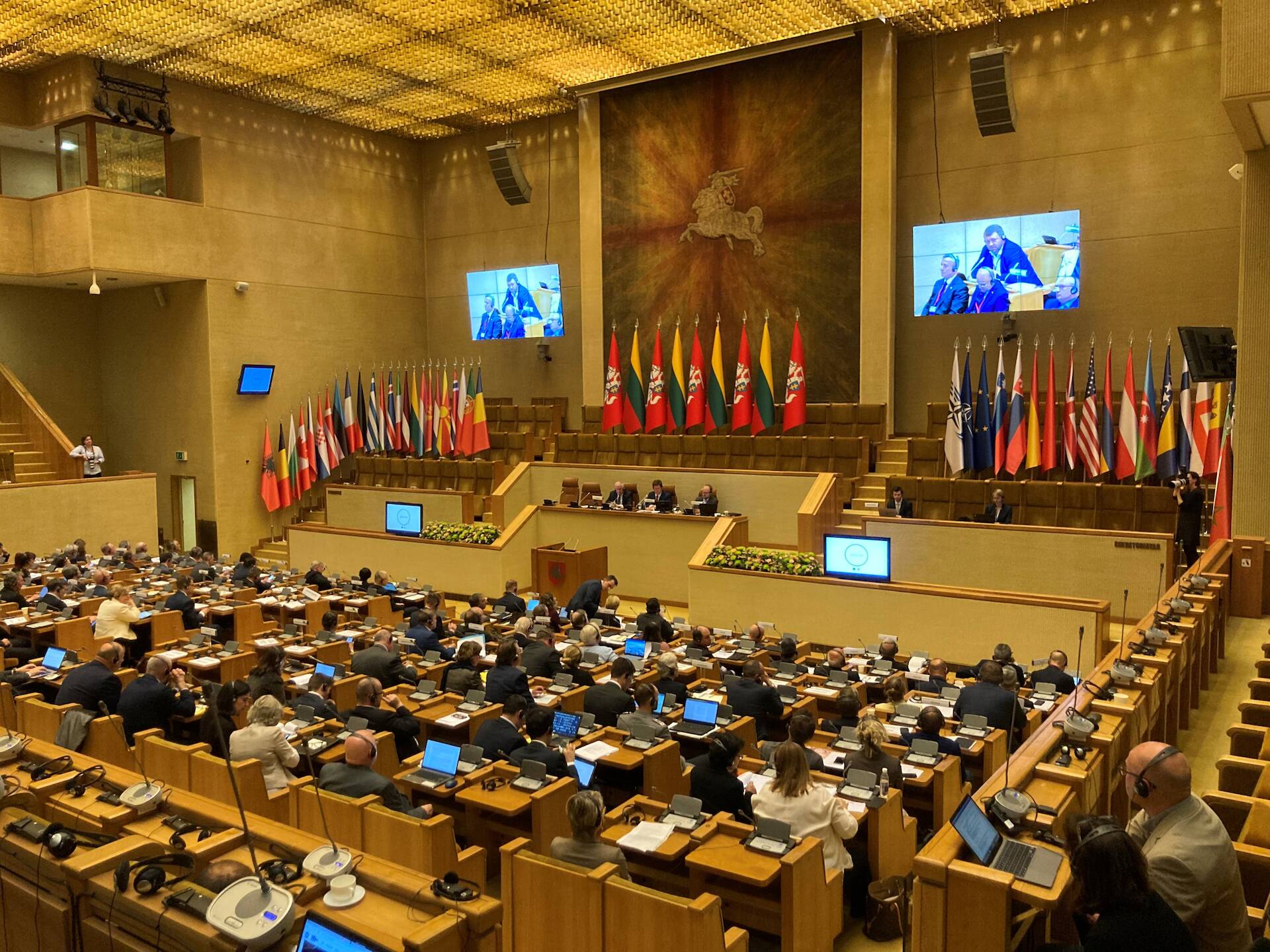 NAVO Assemblee bijeen in Vilnius