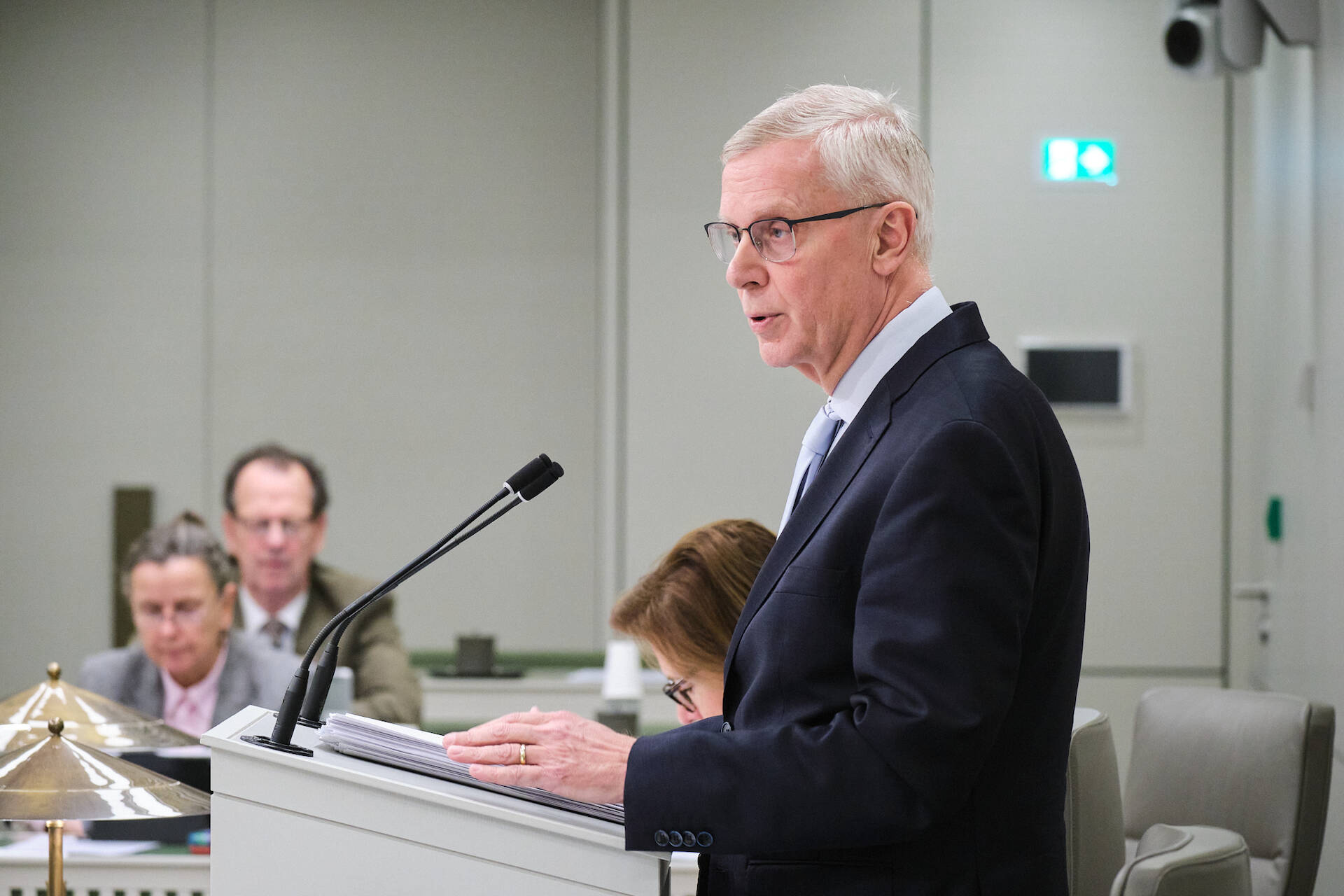 Staatssecretaris Van Rij tijdens het debat op 13 december 2022