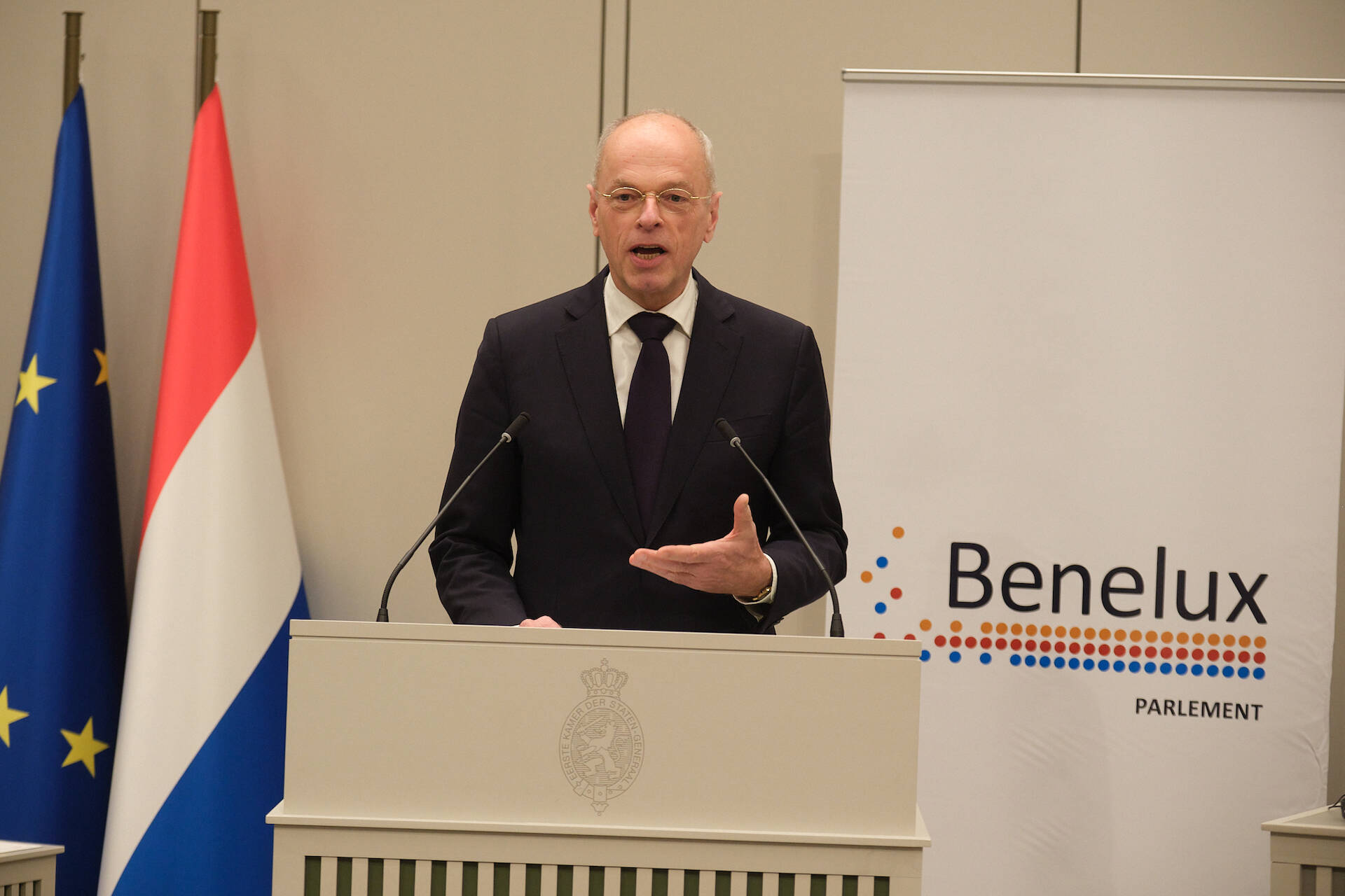 Eerste Kamervoorzitter Jan Anthonie Bruijn heette de leden van het Beneluxparlement welkom