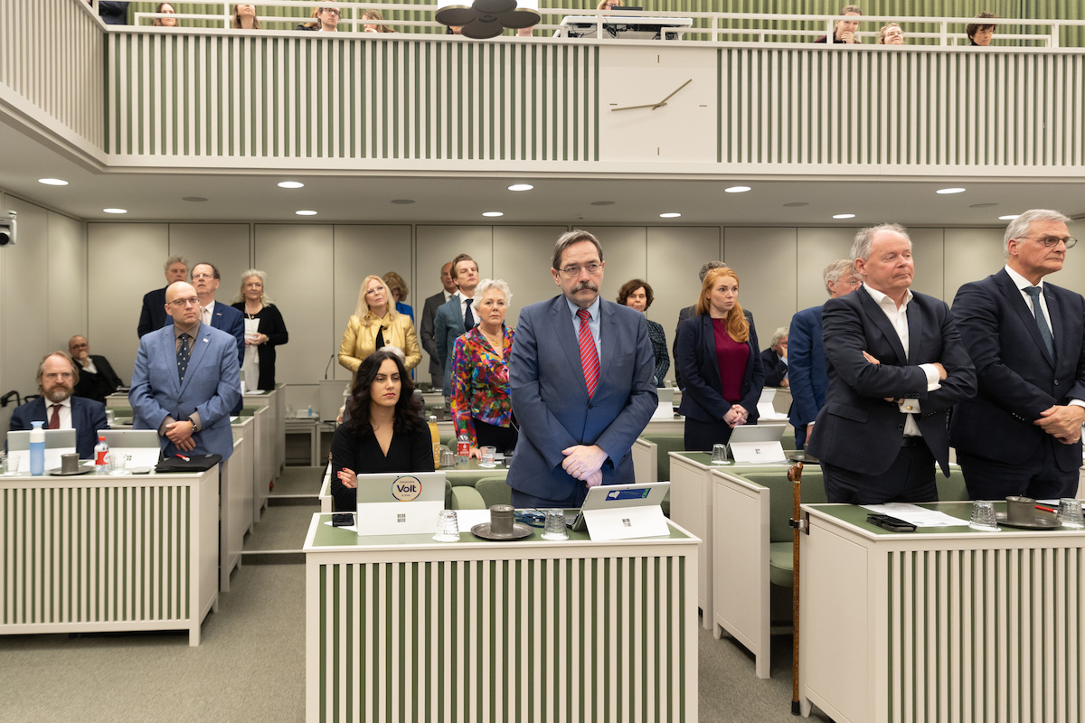 Senaat steunt onderzoeken AIVD en MIVD naar landen met een offensief ...