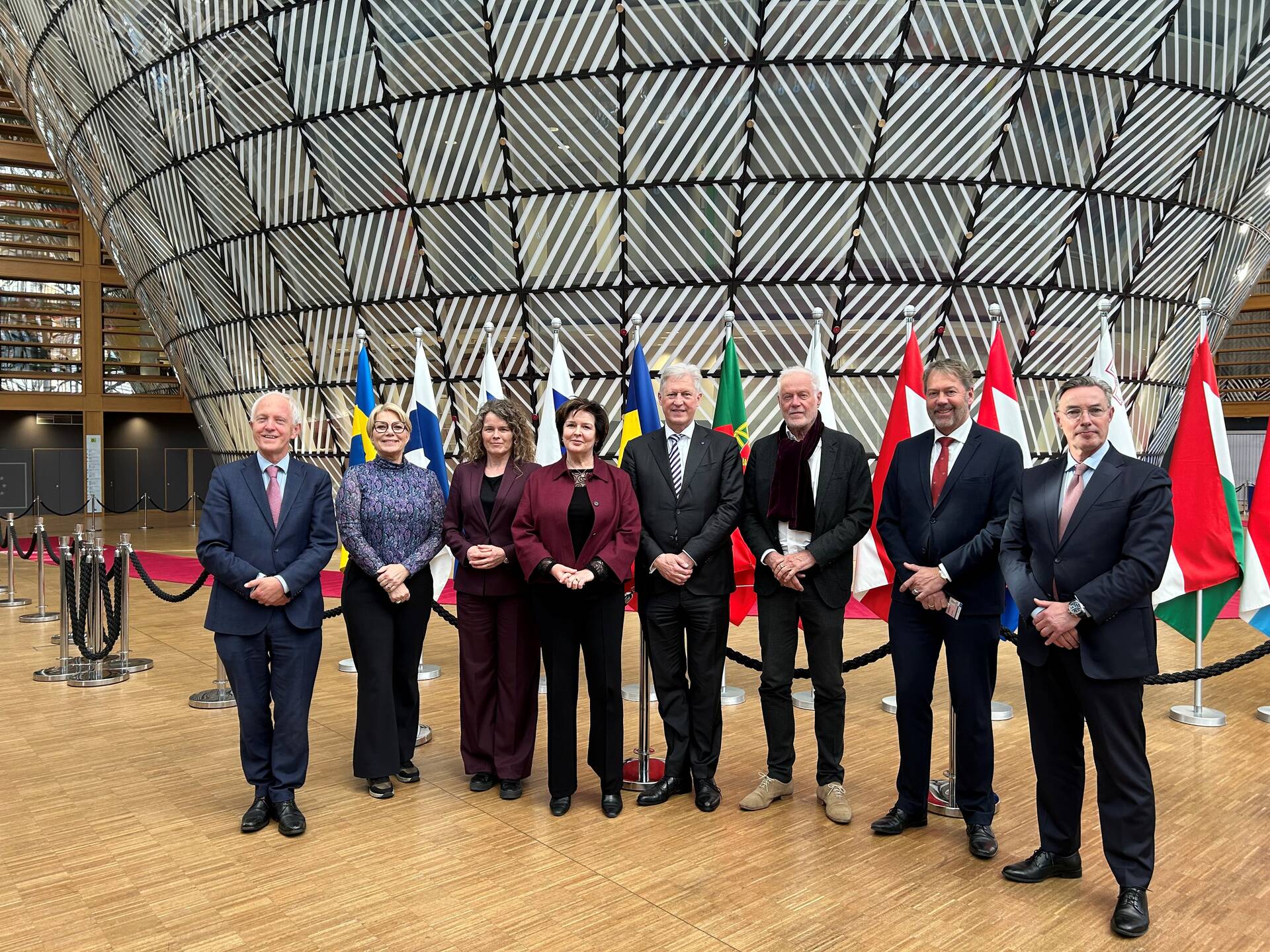 Eerste Kamerleden bezoeken de Europese Raad in Brussel