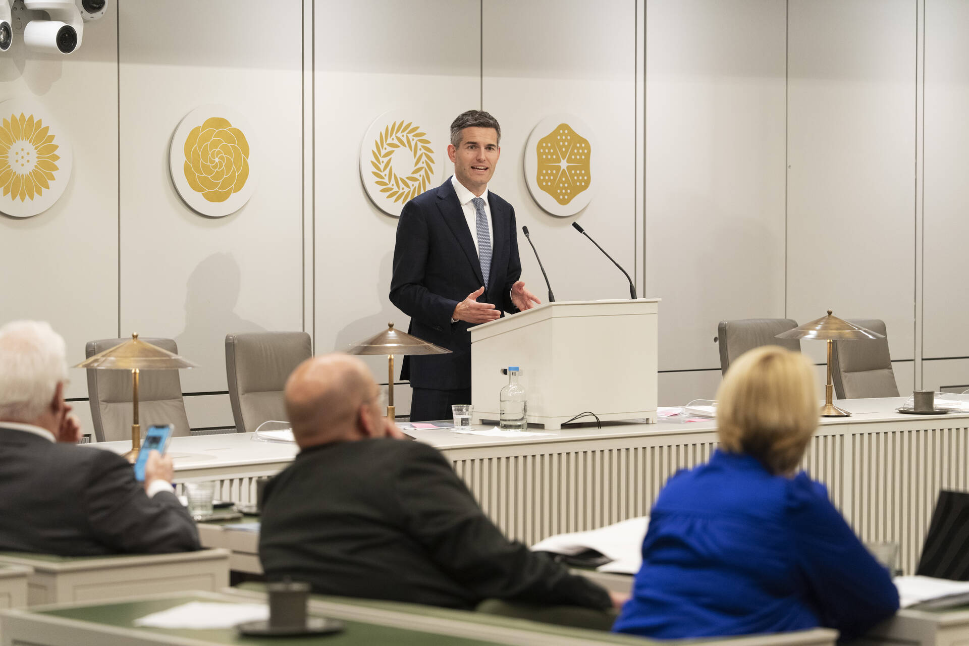 Minister Berendsen van Buitenlandse Zaken tijdens het debat op 29 september 2026
