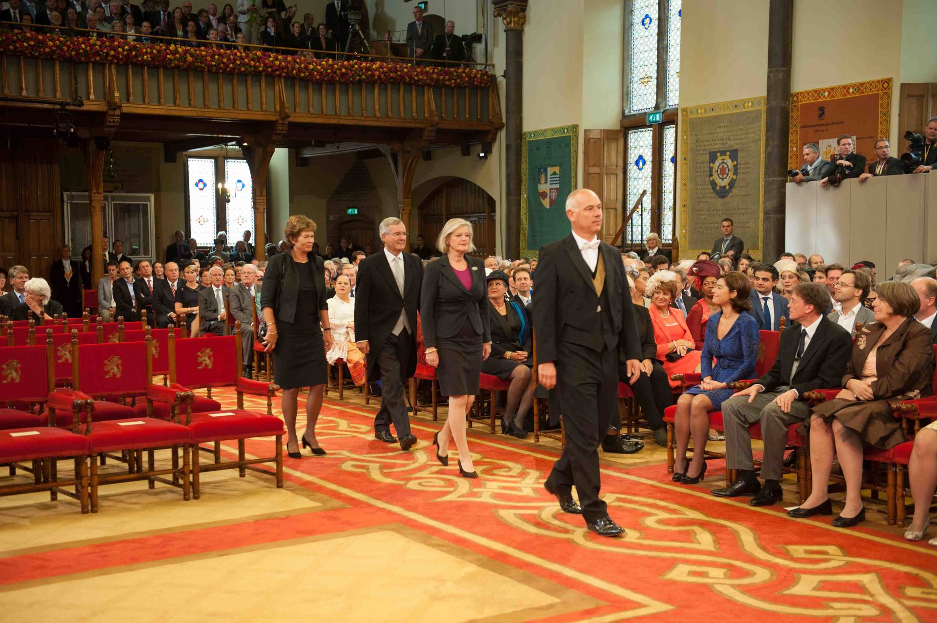 Binnenkomst Voorzitter Broekers in Ridderzaal