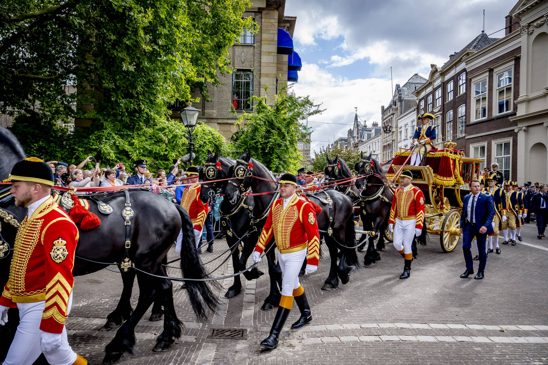 De Koninklijke stoet tijdens Prinsjesdag