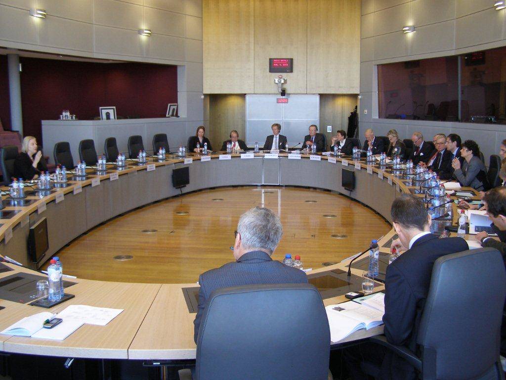 Leden Eerste Kamer op werkbezoek in Brussel