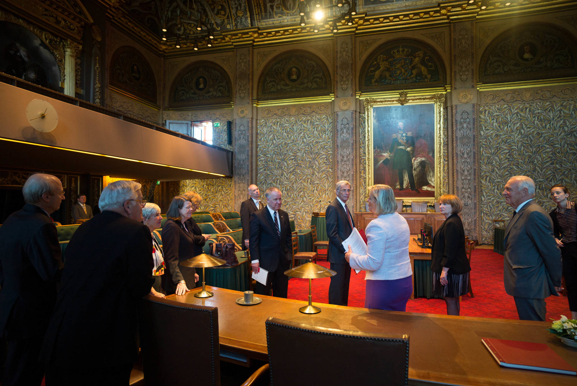 Rondleiding in de plenaire zaal 