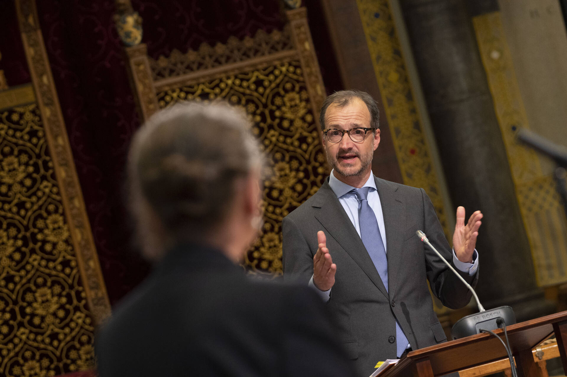 Minister Wiebes in debat met senator Faber (PVV)