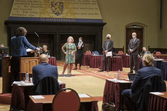 De Eerste Kamer debatteerde al veelvuldig over de invoering van de Omgevingswet, bijvoorbeeld op 13 januari 2021