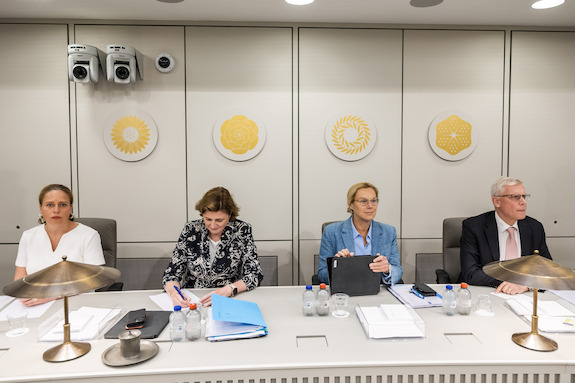 De vier bewindspersonen tijdens het debat op 12 juli 2022