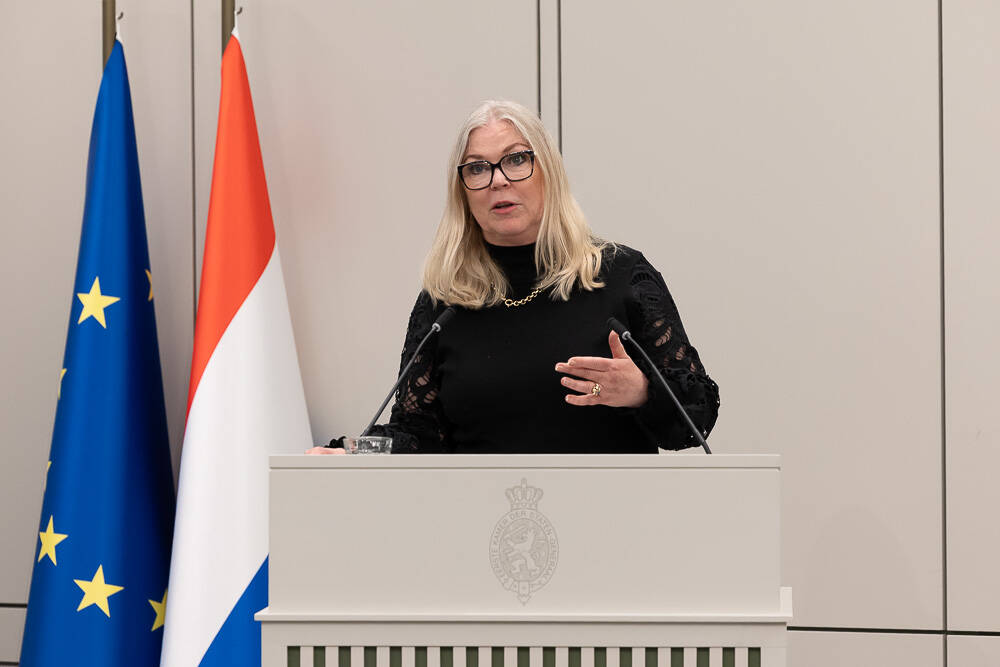 Senator Van Toorenburg (CDA)